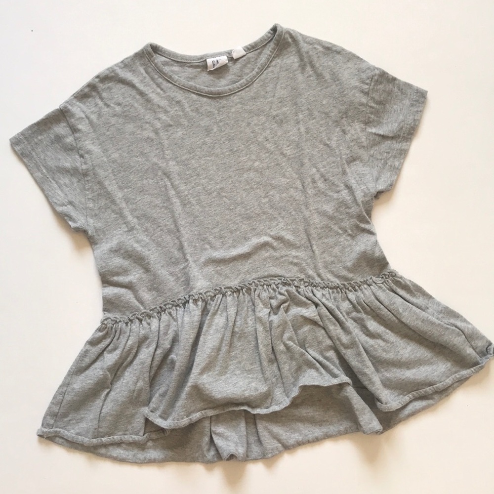 Gap kids Peplum Tee Medium size 6/8 EUC dainty top